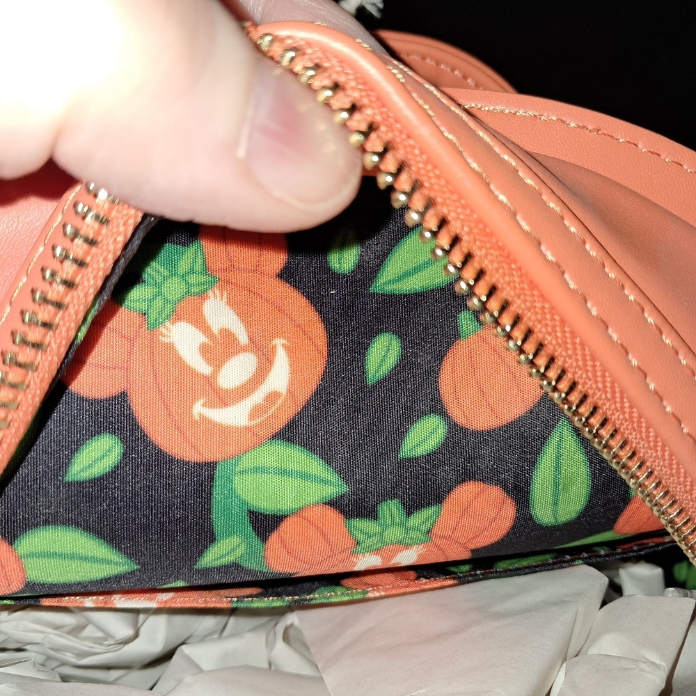 Minnie Pumpkin GITD Loungefly Mini Backpack and Wallet - Picture 6 of 10